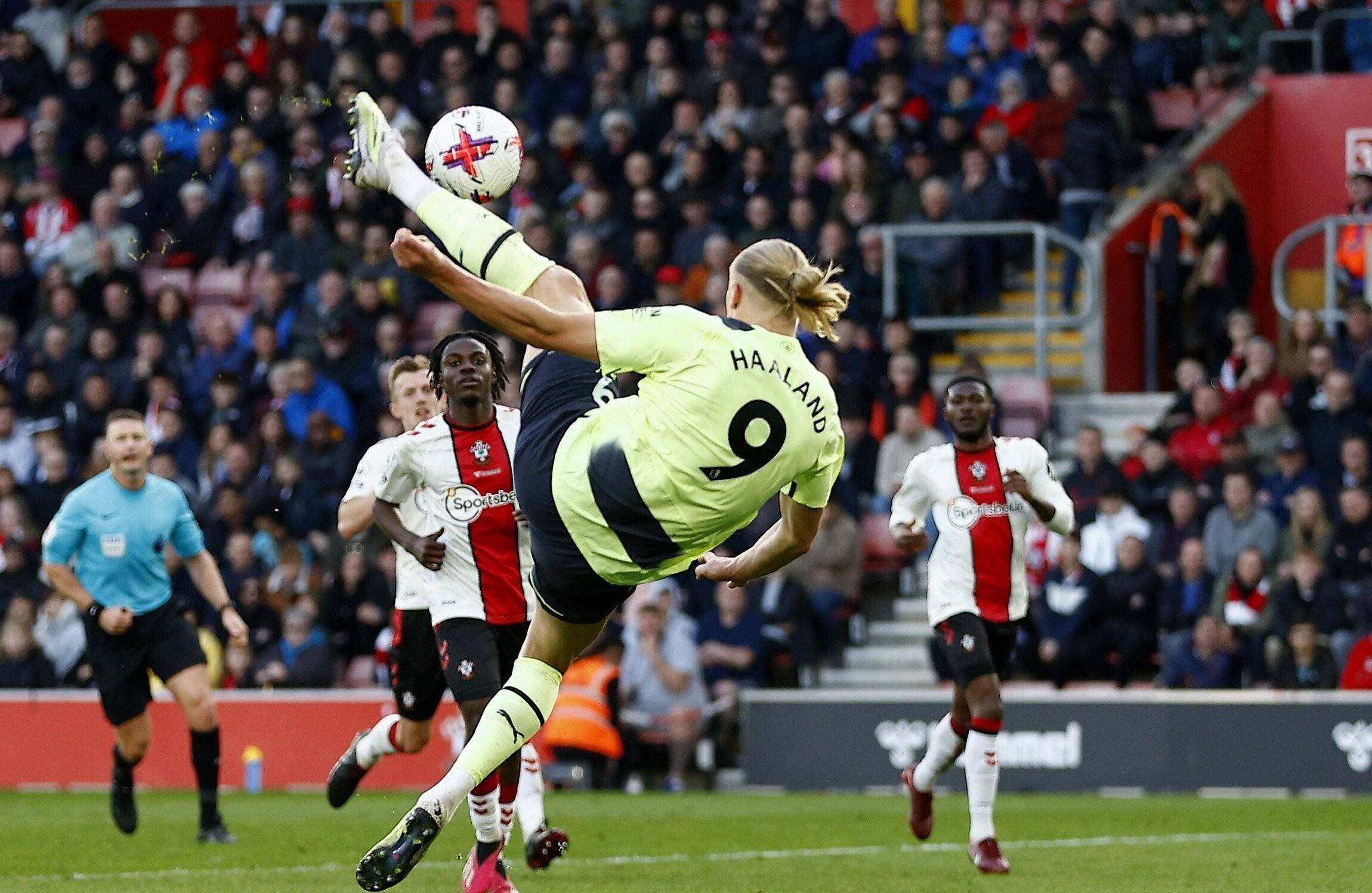 关于太狠了！清晨夏洛特黄蜂备战全明星赛多伦多猛龙手感冰凉备战法国杯，塞维利亚转会期状态回暖的信息